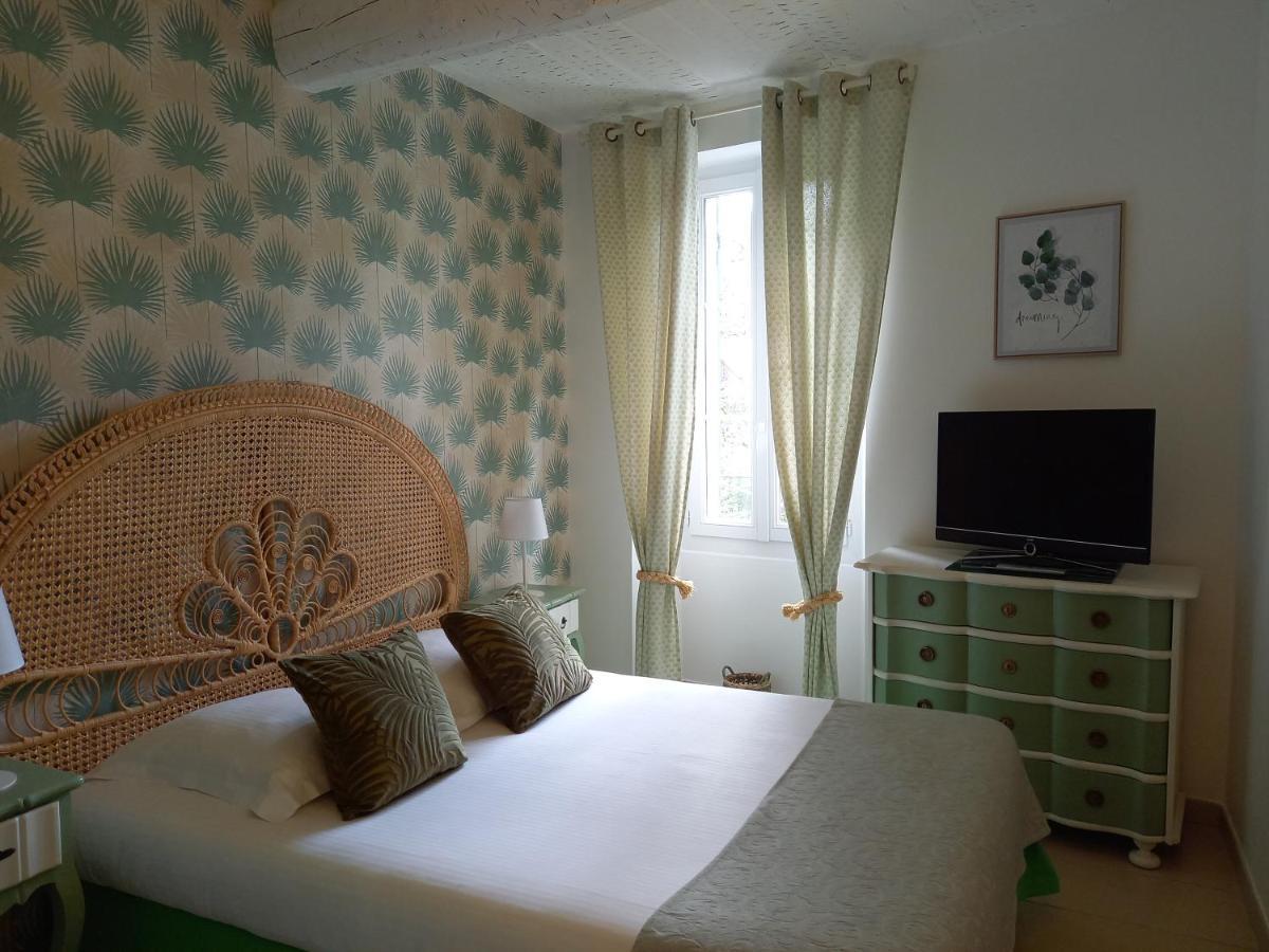 Hotel Restaurant Notre Dame Collobrières Εξωτερικό φωτογραφία