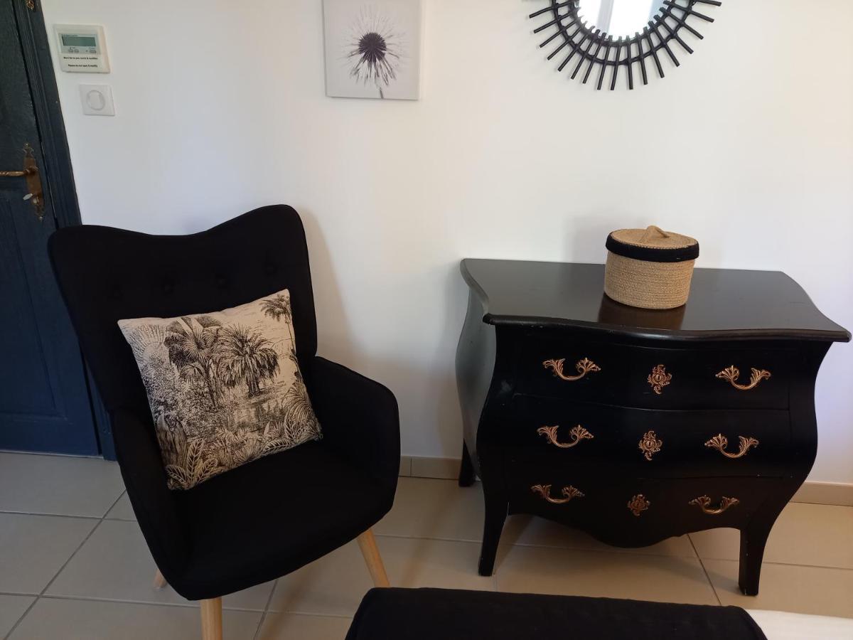 Hotel Restaurant Notre Dame Collobrières Εξωτερικό φωτογραφία
